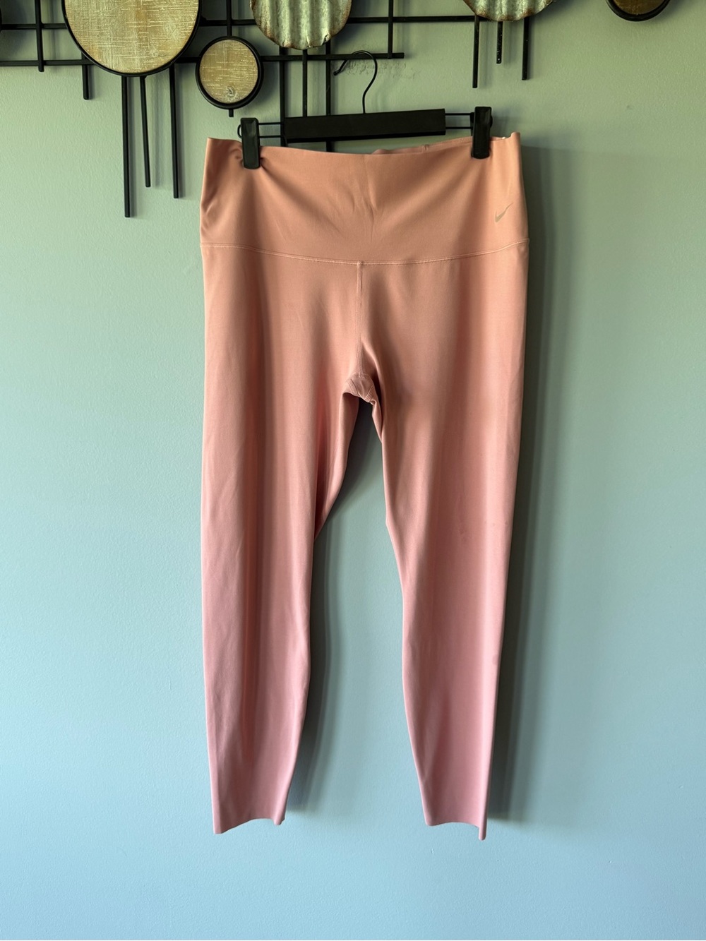 Nike Blush Pink High-Rise Athletic Leggings
